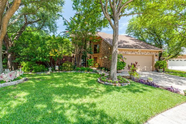 327 Kahala Drive, Dallas, TX 75218