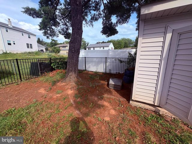 908 MENNONITE RD, Royersford, PA 19468