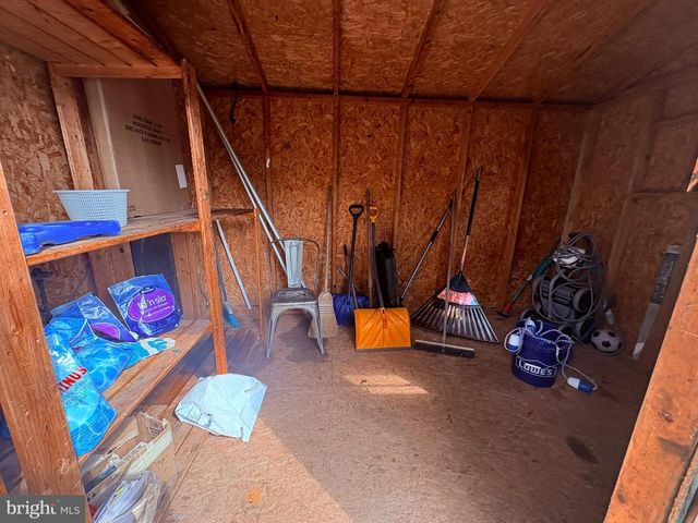 908 MENNONITE RD, Royersford, PA 19468