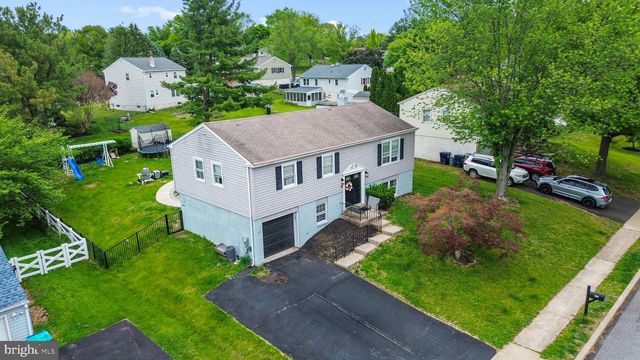 908 MENNONITE RD, Royersford, PA 19468