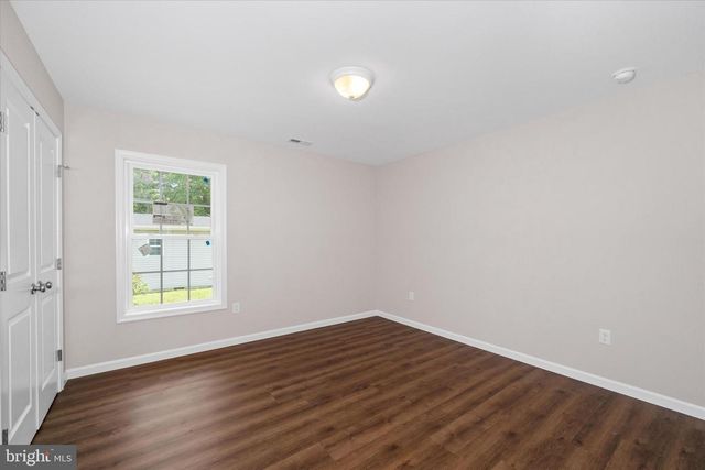 1358 W COLLEGE RD, Dover, DE 19904