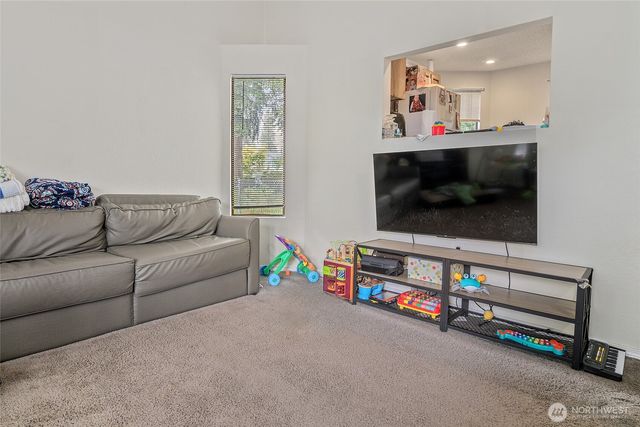 6310 49th Drive NE, Marysville, WA 98270