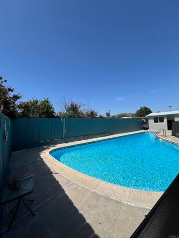 238 Lakeview Ave., Spring Valley, CA 91977