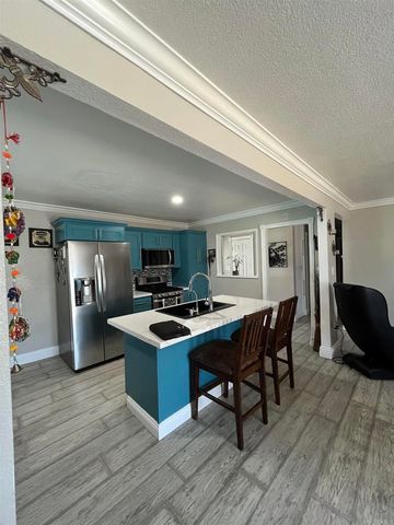 238 Lakeview Ave., Spring Valley, CA 91977