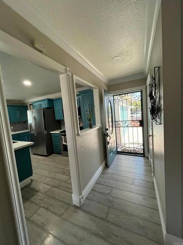 238 Lakeview Ave., Spring Valley, CA 91977