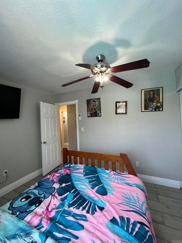 238 Lakeview Ave., Spring Valley, CA 91977