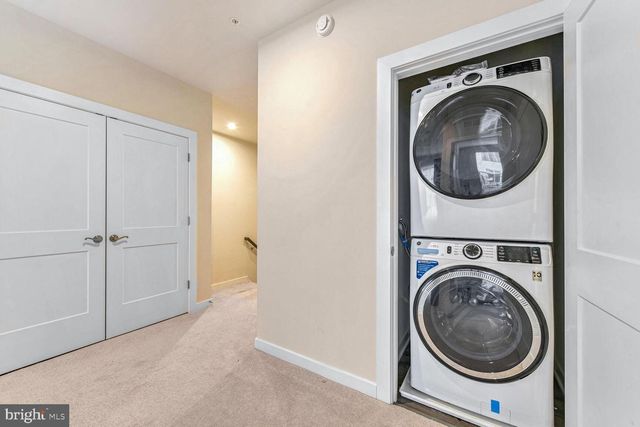 20276 NEWFOUNDLAND SQ, Ashburn, VA 20147