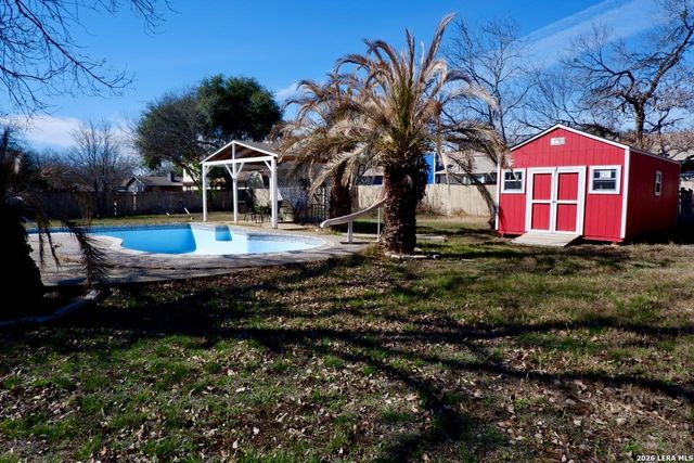 6847 pembroke, San Antonio, TX 78240