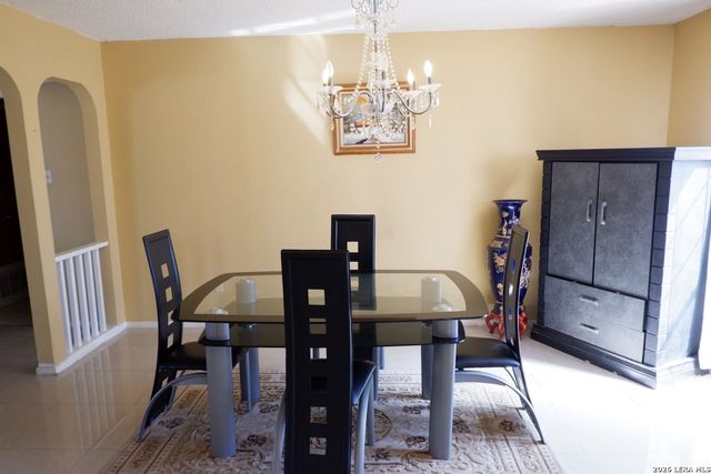 6847 pembroke, San Antonio, TX 78240