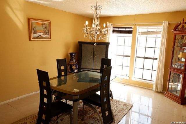 6847 pembroke, San Antonio, TX 78240