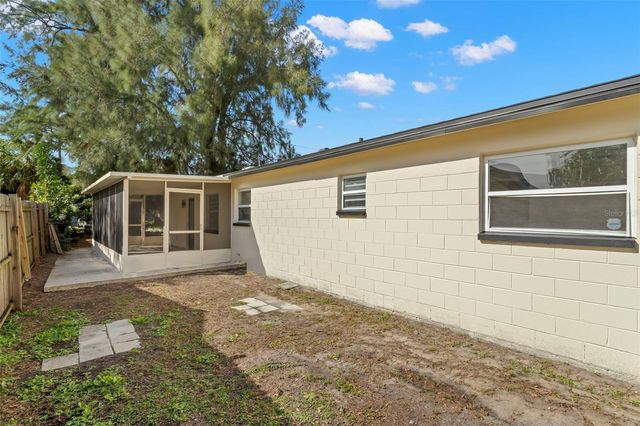 1524 ARIZONA AVE, St Petersburg, FL 33703