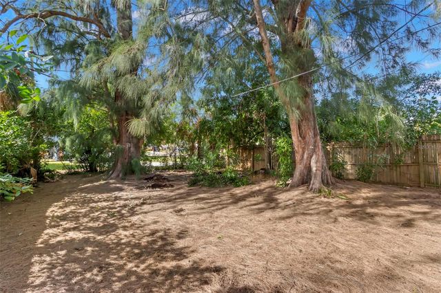 1524 ARIZONA AVE, St Petersburg, FL 33703