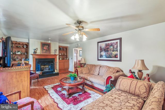30883 WARD RD, Salisbury, MD 21804