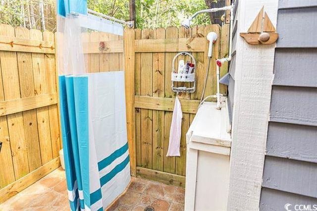 506 62nd Ave N Apt 1, Myrtle Beach, SC 29572