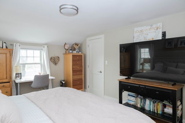 149 Reservoir Rd, Quincy, MA 02170