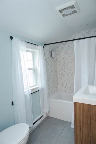 149 Reservoir Rd, Quincy, MA 02170