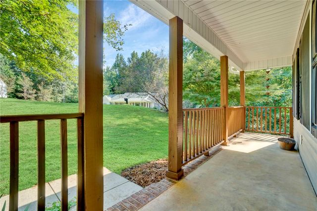 318 Stone Briar Lane, Easley, SC 29642