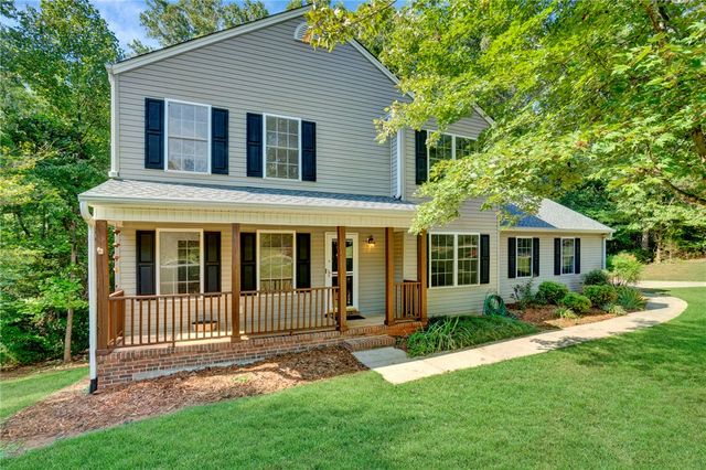 318 Stone Briar Lane, Easley, SC 29642