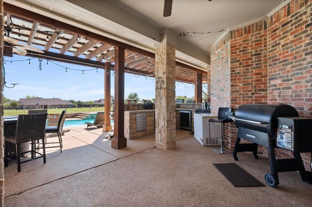 7168 Granville Drive, Mansfield, TX 76063