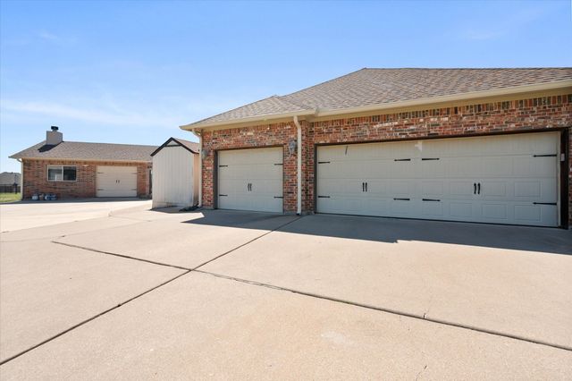7168 Granville Drive, Mansfield, TX 76063