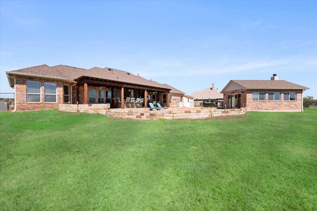 7168 Granville Drive, Mansfield, TX 76063