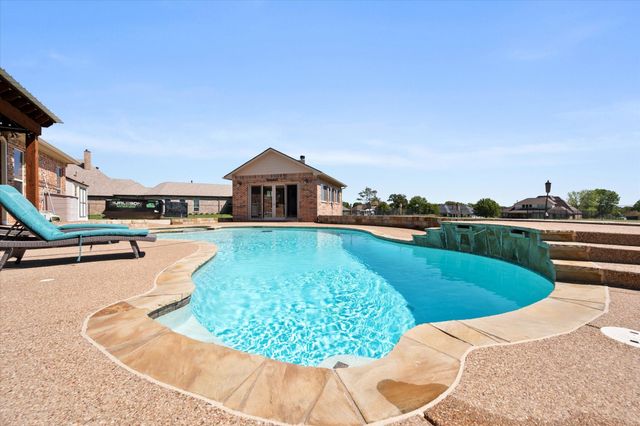 7168 Granville Drive, Mansfield, TX 76063