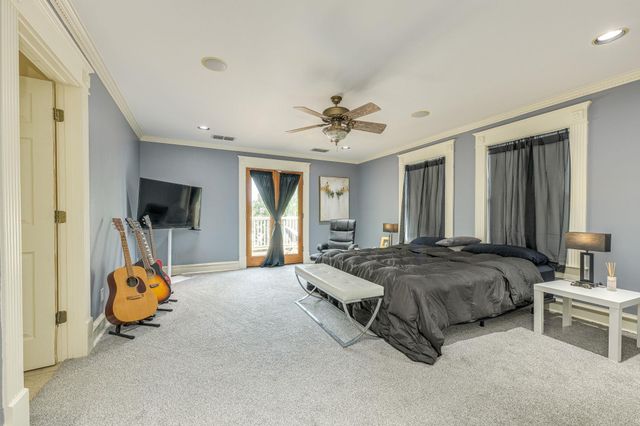 1153 San Bernard ST, Austin, TX 78702