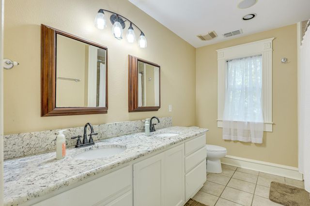 1153 San Bernard ST, Austin, TX 78702