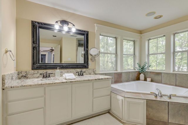 1153 San Bernard ST, Austin, TX 78702