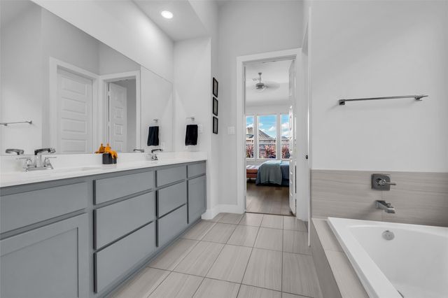 9214 Trimble Landing Drive, Tomball, TX 77375