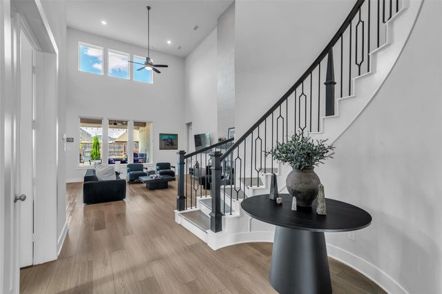 9214 Trimble Landing Drive, Tomball, TX 77375