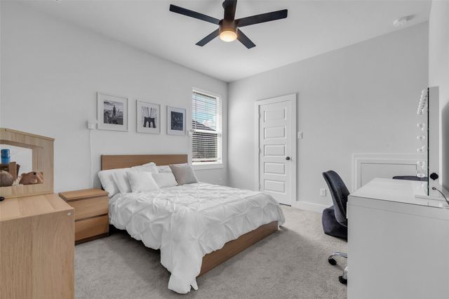 9214 Trimble Landing Drive, Tomball, TX 77375