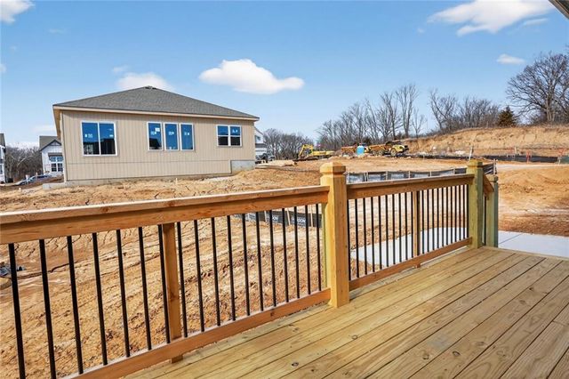16268 Giorgia Street, Parkville, MO 64152