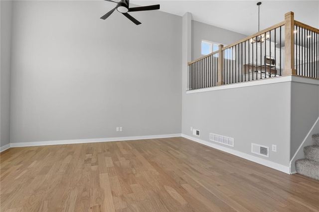 16268 Giorgia Street, Parkville, MO 64152