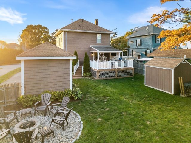 1021 Ray St, Fall River, MA 02720