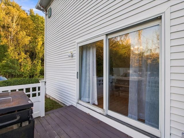 360 Littleton Rd F2, Chelmsford, MA 01824