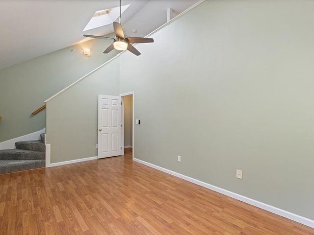 360 Littleton Rd F2, Chelmsford, MA 01824