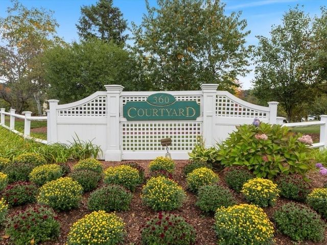 360 Littleton Rd F2, Chelmsford, MA 01824