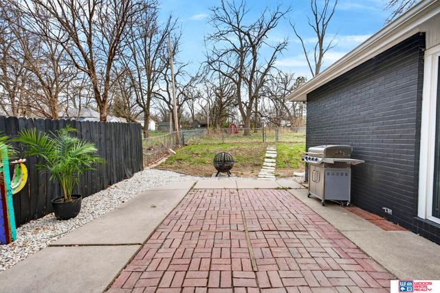 4515 High Street, Lincoln, NE 68506