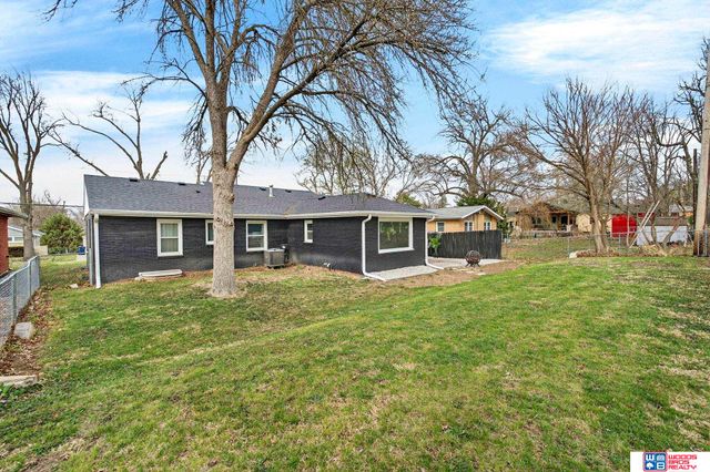 4515 High Street, Lincoln, NE 68506