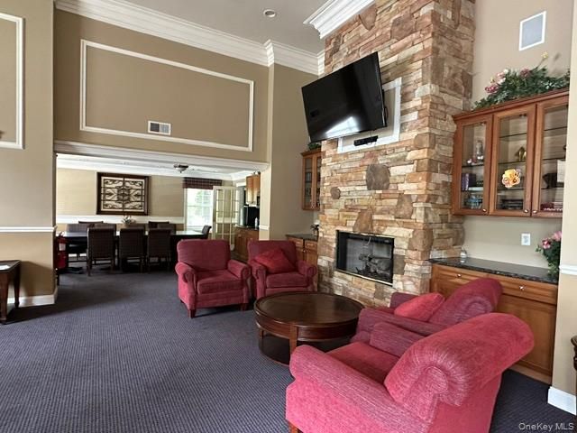 31 Cranberry Circle, Medford, NY 11763