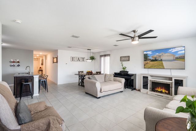 1636 Bluff View Drive, Hutchins, TX 75141