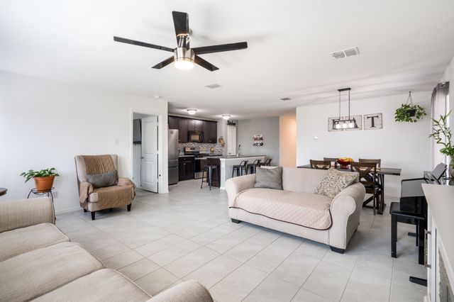 1636 Bluff View Drive, Hutchins, TX 75141