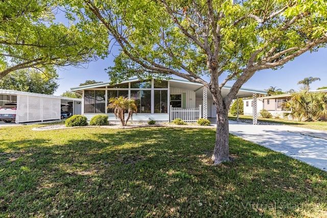 1026 CAPELLA DRIVE, Tavares, FL 32778