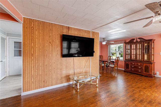 1026 CAPELLA DRIVE, Tavares, FL 32778