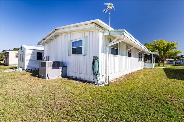 1026 CAPELLA DRIVE, Tavares, FL 32778