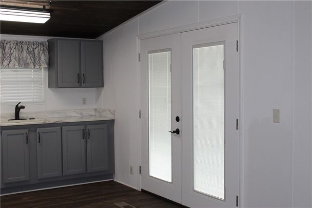 125 Lagarto Ferry, Mathis, TX 78368