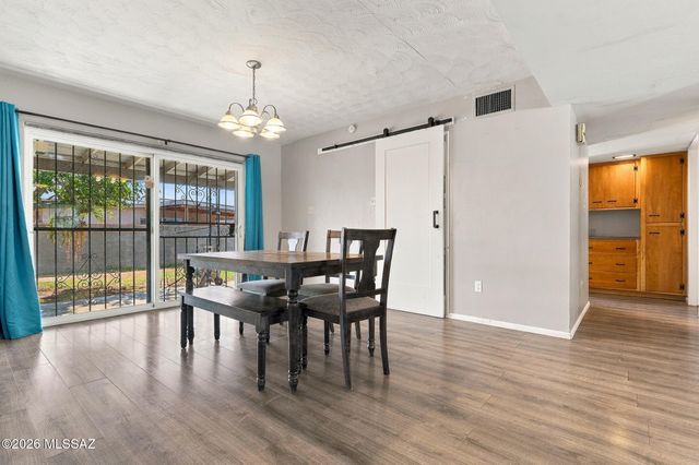 255 W Elvira Road, Tucson, AZ 85756