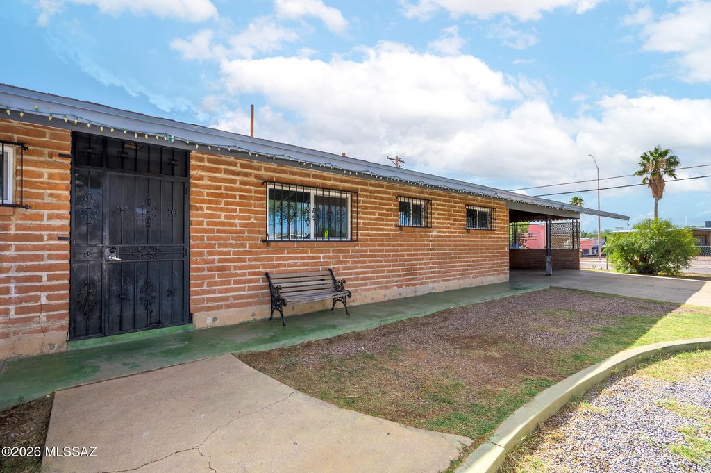 255 W Elvira Road, Tucson, AZ 85756