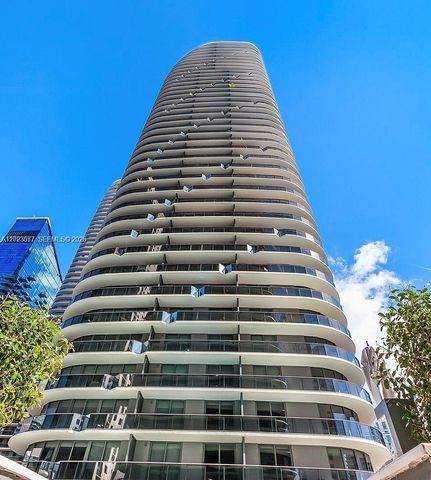 45 SW 9th St 3501, Miami, FL 33130